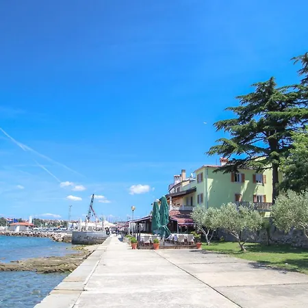 Bonazza Apartment *